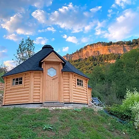 Aux Kotas Finland'ain Izieu
