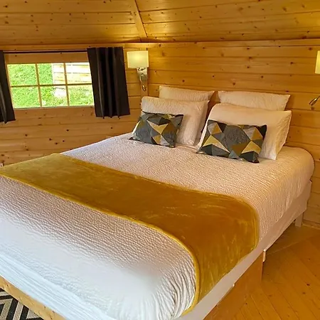 Aux Kotas Finland'ain Lodge *