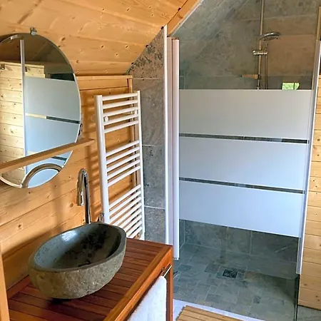Aux Kotas Finland'ain Lodge *